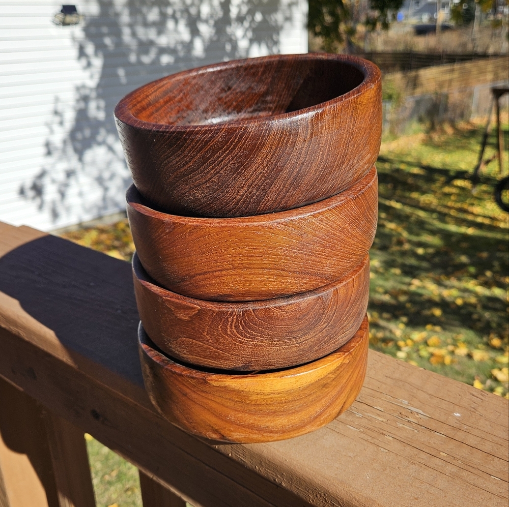 Vintage MCM Wood Bowls (Set of 4) 1.75" × 5.75"
